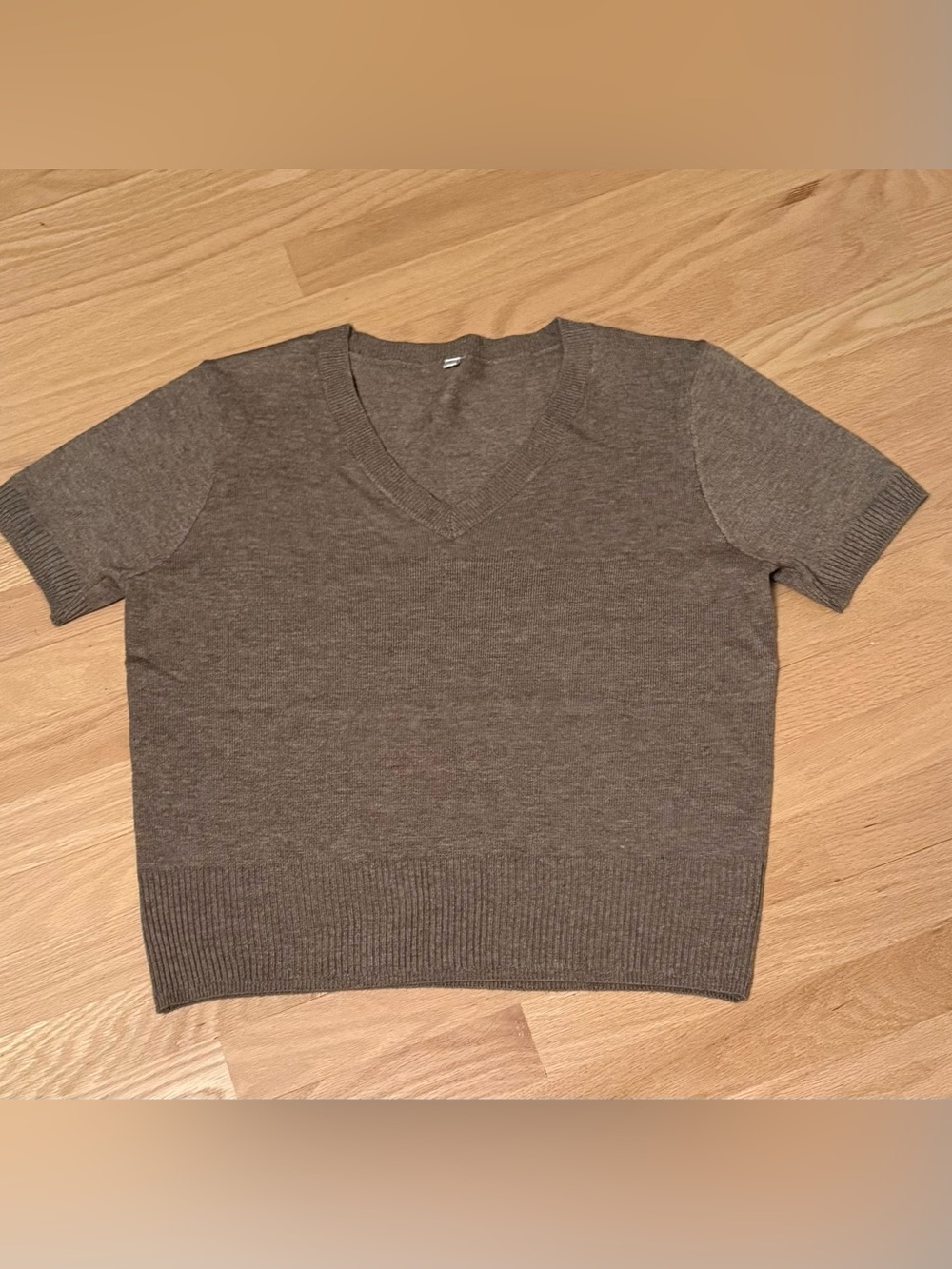 V-Neck Short Sleeve Crop Sweater Top - Brown